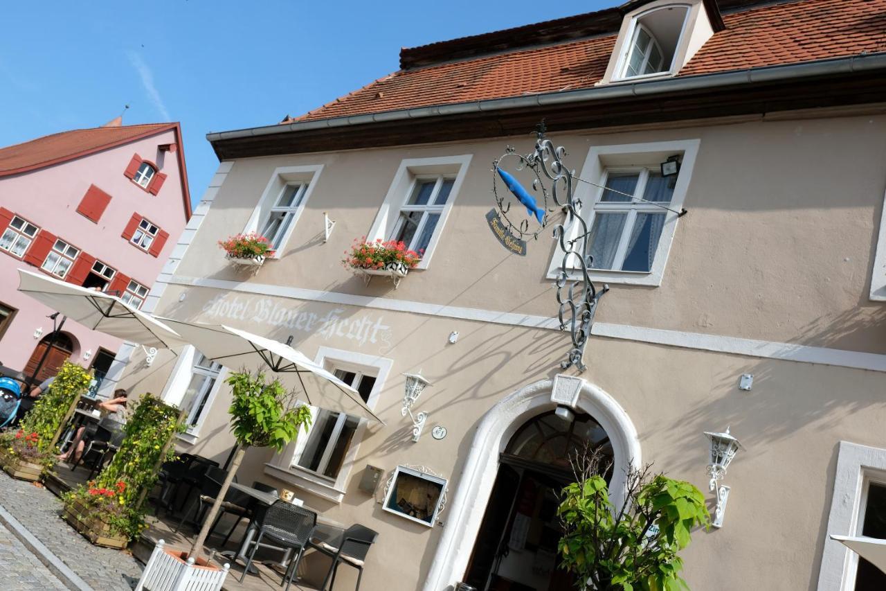 Romantica Hotel Blauer Hecht Dinkelsbuehl Exterior photo